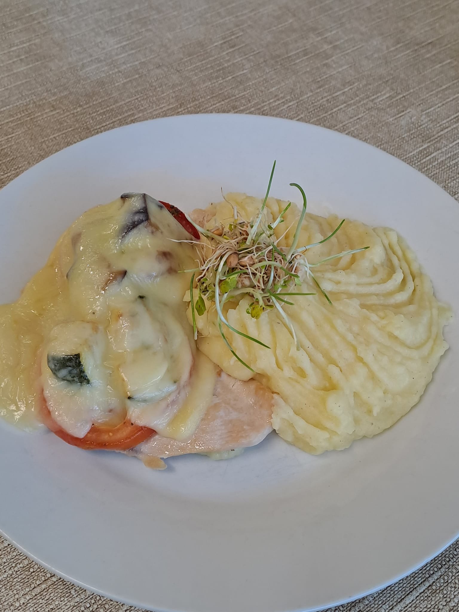 374181728 781664113968782 5675553604330928962 n